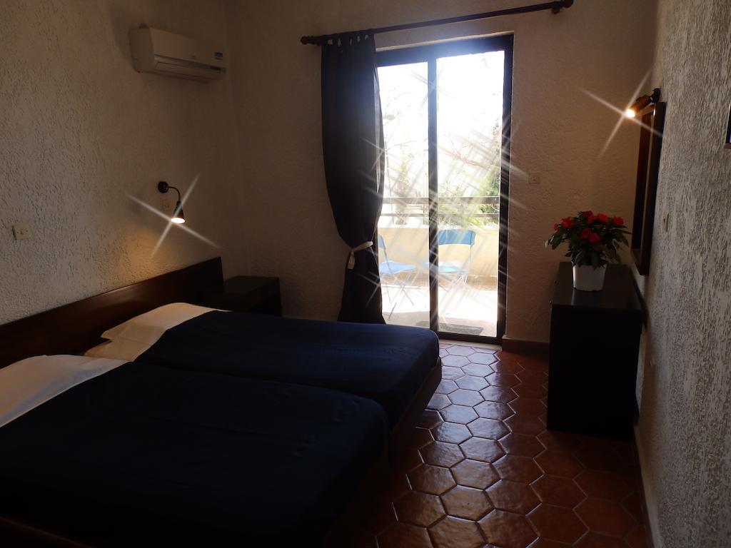 Emmanuel Apartments Rhodes City Cameră foto